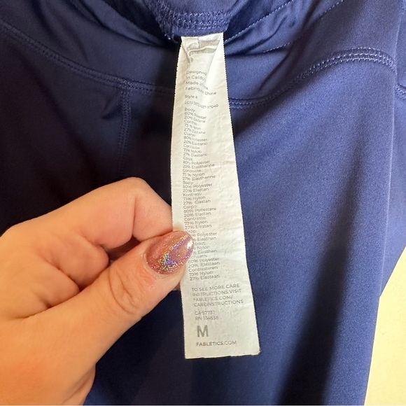 Fabletics Navy Houndstooth UltraCool Reflective 7/8 Leggings Womens Size Medium - Picture 12 of 16